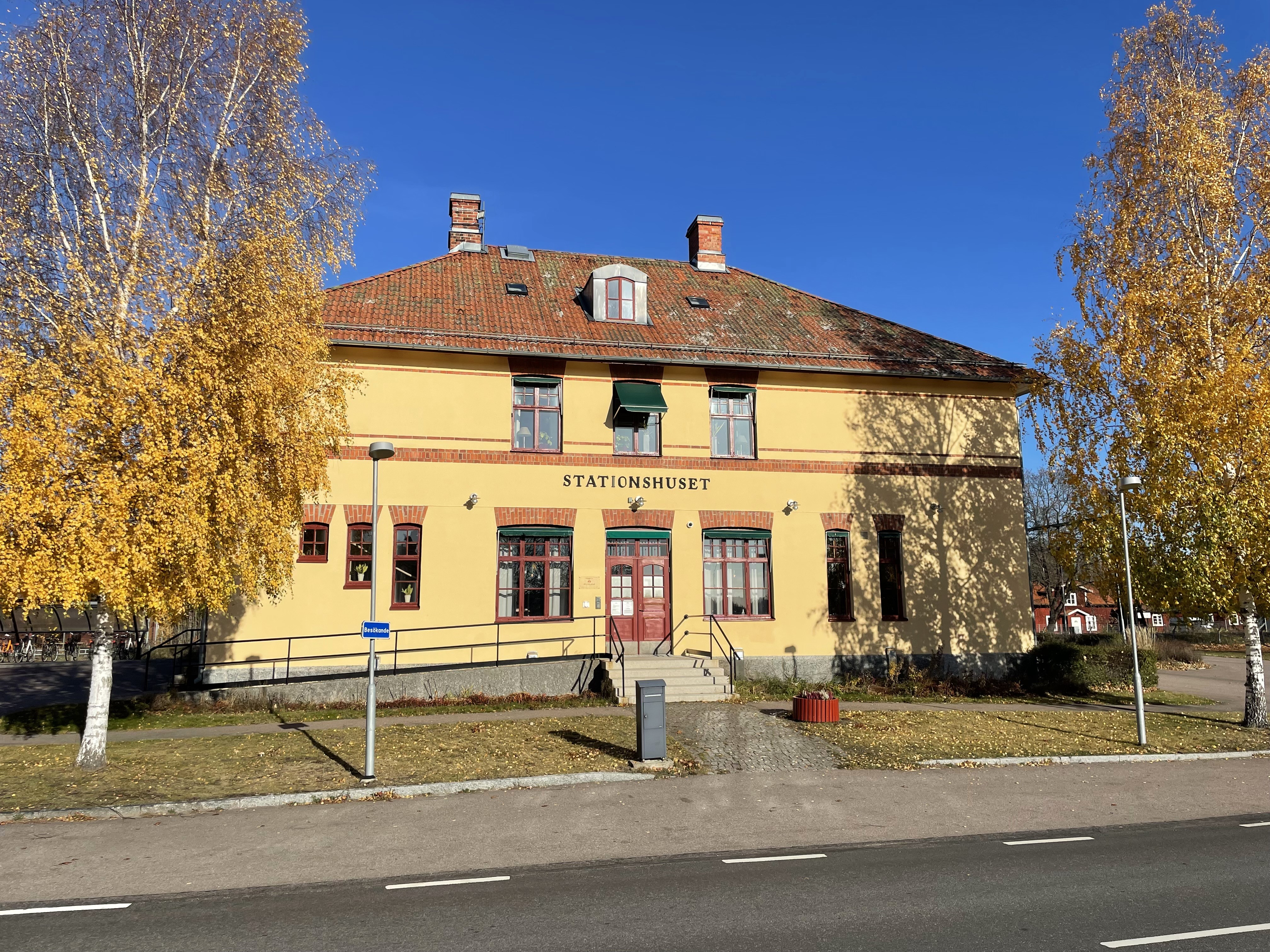 Stationshuset, höstbild, 2024